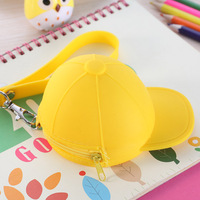 Dompet koin topi baseball warna permen kartun lucu, gantungan kunci mini, dompet wanita silikon