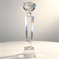 Trophée en verre cristal gravé sablé avec base de présentation pour la reconnaissance des réalisations