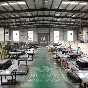 Fabricant de tôles perforées en acier inoxydable 304 sur mesure, épaisseur 1 mm/1,5 mm/2 mm/3 mm, pour tamisage de sable et de minerai - Product Image 6