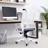 Fauteuil de bureau ergonomique moderne avec support lombaire, réglable en hauteur, en maille bleue, pour visiteurs, personnel et cadres