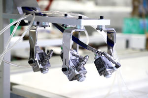 آلة رش دوارة للخشب الصناعي لطلاء الأثاث والخزائن والأبواب الخشبية بالأشعة فوق البنفسجية - Product Image 2