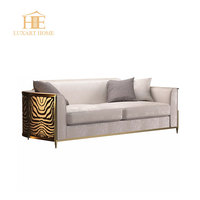 Fauteuils de salon de luxe italiens au design moderne et contemporain, fauteuil doré luxueux pour salon