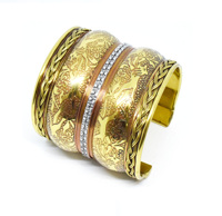 Décembre Bracelet de perles multicolores bijoux de bras de mode saisonnière Bracelet Manchette USA Bijoux de l'armée militaire Bracelet en laiton Bijoux