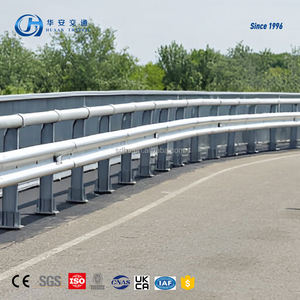 道路使用のための高速道路3波ガードレール波形鋼柱農村道路金属ガードレールパネル - Product Image 3