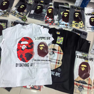 Camiseta de Diseñador de Moda 2025, Versión 1:1 de Alta Calidad, con Estampado de Letras, Camiseta Moderna para Hombre con Estampado Bapees - Product Image 1