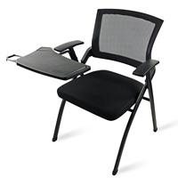 Chaise de bureau ergonomique pliable en maille avec tablette d'écriture rotative, accoudoirs et roulettes en option pour salle de classe