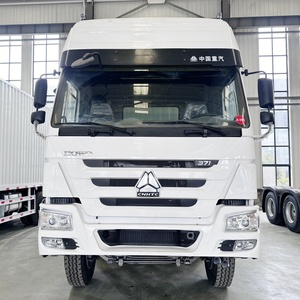 Camion de fret <span class=keywords><strong>Sinotruk</strong></span> Howo <span class=keywords><strong>8x4</strong></span> de haute qualité, d'occasion, 12 roues, conduite à gauche, moteur <span class=keywords><strong>SINOTRUK</strong></span> 371 ch, camion fourgon à vendre - Product Image 2