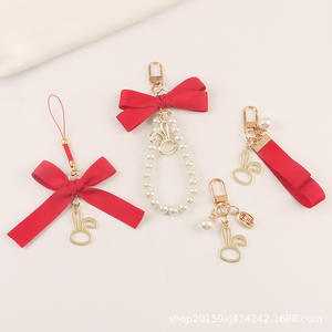 Nouvelle perle ruban porte-clés pendentif créatif alliage lapin accessoires frais étui pour écouteurs sac décoration - Product Image 3