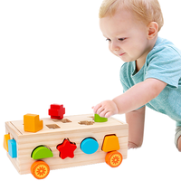 Blocs de construction éducatifs en bois pour enfants Forme poreuse Puzzles cognitifs numériques avec types de voitures de remorquage Jouets éducatifs