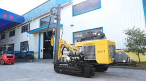 מקדחת סלעים מסוג BL715 של Blurbly, מונעת בדיזל, זחלית, עם מנגנון סיבובי הידראולי, לקידוח בורות באמצעות פטיש פיצוץ. - Product Image 3