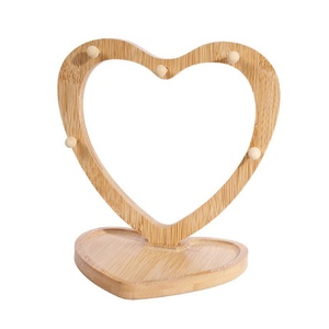 Présentoir <span class=keywords><strong>de</strong></span> rangement pour bijoux en bambou à un seul niveau, style nuage ovale en forme <span class=keywords><strong>de</strong></span> cœur, directement <span class=keywords><strong>de</strong></span> l'usine - Product Image 5