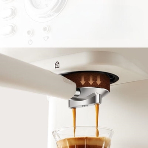 เครื่องทำกาแฟอัตโนมัติพร้อมนมเครื่องทำกาแฟเอสเปรสโซ่1.5L สำหรับใช้ในบ้าน - Product Image 2