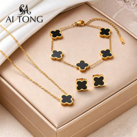 Ensemble de bijoux de mode OEM ODM classique en émail trèfle à quatre feuilles plaqué or 18 carats en acier inoxydable multicolore blanc et rouge pour femme, idéal comme cadeau