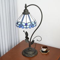 Lampu Meja Kaca Patri Motif Bunga Kupu-kupu Biru Lampu Modern 8 Inci Alas Logam Berbentuk Daun Lampu Baca untuk Kamar Tidur Ruang Tamu Meja Belajar