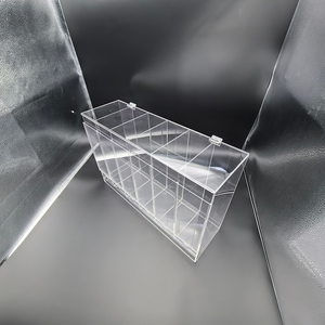 Support de présentation en acrylique pour boîte de cartes de <span class=keywords><strong>jeu</strong></span> de taille personnalisée en gros pour cartes <span class=keywords><strong>Pokémon</strong></span> - Product Image 5