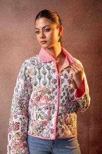 white <b>Quilted</b> Knitted Short Floral Patchwork Sleeveless Vest V-Neck <b>Single</b> Breasted Cotton Block Printed Spring Women's Jacket - Product Image 2