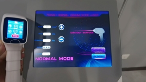 Dispositivo de Depilación Láser de Diodo 808 de Alta Potencia de 1600 W, Instrumento Profesional de Blanqueamiento de Piel con Enfriamiento Continuo - Product Image 6