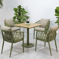 Table à manger en rotin et chaises meubles de jardin patio rotin ensemble de salle à manger Table d'extérieur en aluminium rotin ensemble de salle à manger