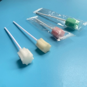 Tamponi dentali in schiuma bianca-bastoncini monouso per l'igiene orale con punta in schiuma esagonale a fiori - Product Image 3