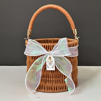 Panier léger en plastique tressé avec poignée perlée pour rangement de bijoux, marron caramel, ouverture supérieure, pour décoration de mariage et de mariée, vente en gros