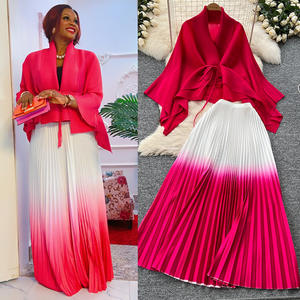 Ensemble Deux Pièces Femme Africain Personnalisé Manufacture ou Logo ODM: <span class=keywords><strong>Haut</strong></span> Irrégulier à Lacets <span class=keywords><strong>et</strong></span> <span class=keywords><strong>Jupe</strong></span> Plissée Dégradée - Product Image 3