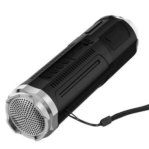 Altavoz Bluetooth Portátil Inalámbrico a Prueba de Agua 2026 con Múltiples Modos de Luz y Linterna para Ciclismo y Escalada Nocturna al Aire Libre - Product Image 5