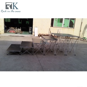 Plataforma de Escenario con Sistema de Bloqueo y Escenario Elevador Plegable de Aluminio para Eventos - Product Image 3