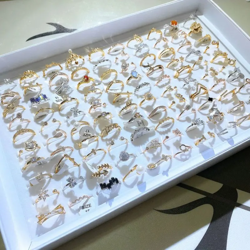 Grosir 100 buah desainer grosir cincin tunangan kristal berlian imitasi berkilau mewah cincin berlapis emas perak cincin zirkon untuk wanita