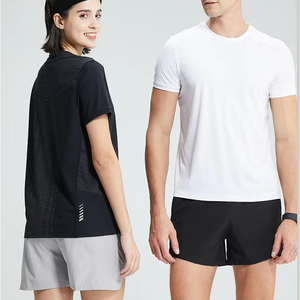 T-Shirt Personalizzata per Allenamento in Palestra, Vestibilità Regolare, Tessuto Traspirante ad Asciugatura Rapida, Tinta Unita, Vendita all'Ingrosso - Product Image 1
