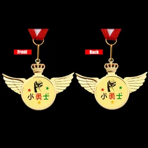 中国のサプライヤーカスタマイズマラソンランニングスポーツメタルソフトハードエナメルメダル