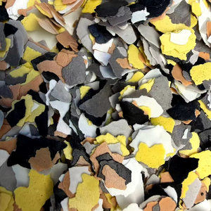 Flocons de couleur époxy pour sols, faciles à appliquer, pour la construction de revêtements de sol DIY et professionnels - Product Image 1