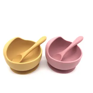 Divided Design Stay Put Suction bowl Dining Dinnerware Set Divided Plate Dishes Silicone Baby Spoon With Spoon Fork set