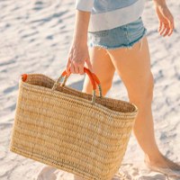 Marokko-Stil Zwei Leder griffe Große Kapazität Langlebiger, leichter, gewebter Stroh korb Strand-Picknick korb