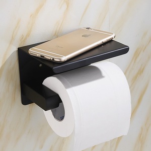 Portasciugamani in rotolo di tessuto <span class=keywords><strong>a</strong></span> parete nero in acciaio inossidabile con ripiano per cellulare <span class=keywords><strong>porta</strong></span> carta igienica <span class=keywords><strong>da</strong></span> <span class=keywords><strong>bagno</strong></span> - Product Image 4