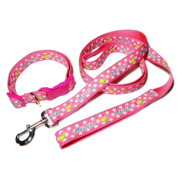 Set kerah dan tali untuk anjing Satin potongan merah muda kustom cetak untuk mendaki berjalan luar ruangan
