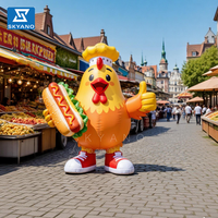 Cadena de comida rápida Publicidad Personaje de dibujos animados inflable Pulgar arriba Chef Pollo con Hamburguesa en la mano para eventos