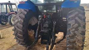 Récolteuse de maïs d'occasion New Hoolland TM165 Roue Farm Orchard Compact Equipement agricole Machines - Product Image 3