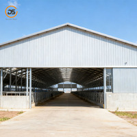 Establo Prefabricado de Diseño Moderno con Estructura de Acero Ligero para Ganado, Almacenamiento Agrícola y Cobertizos