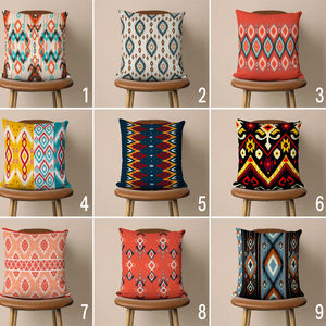 غطاء وسادة مخملي مخصص بنقشة أوراق شجر وطباعة شخصية، غطاء وسادة زينة بمقاس قياسي مع صورة ونص كهدية - Product Image 3