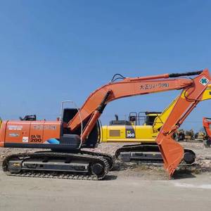 Excavadora HITACHI ZX200 Usada de Alta Calidad en Venta a Bajo Precio, Incluye Motor, Caja de Cambios, Bomba de Engranajes, Rodamientos y PLC - Product Image 3