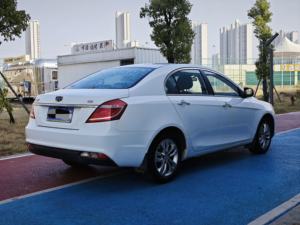 Geely Emgrand ESC 2016 Bien Equipado, 2 Bolsas de Aire, Chasis Optimizado <span class=keywords><strong>para</strong></span> Europa, Auto Familiar de Bajo Costo - Product Image 6