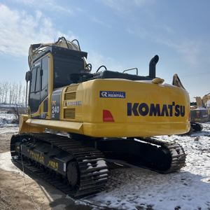 Pompe hydraulique à engrenages pour excavatrice Cummins PC240LC 24 tonnes, faible nombre d'heures, pour projet de modernisation routière gouvernemental en Afrique de l'Est, modèle 2024 - Product Image 1