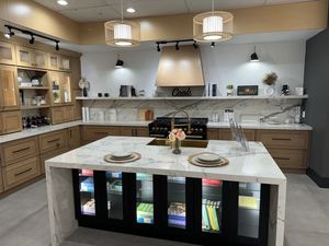 American Standard Kitchen Cabinets with Modern Design Solid Wood Carcase & Lacquer <b>Door</b> MDF Wooden Panel & Sink Accessories - Product Image 4