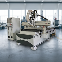 Machine de nesting CNC 1325 avec changeur d'outils automatique pour la production de meubles et d'armoires