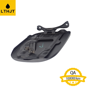 Couvercle <span class=keywords><strong>de</strong></span> réservoir <span class=keywords><strong>de</strong></span> carburant <span class=keywords><strong>de</strong></span> pièces automobiles couvercle <span class=keywords><strong>de</strong></span> réservoir d'huile pour Toyota Starlet 77350-42070 77350-0K040 77350-0K050 <span class=keywords><strong>bouchon</strong></span> <span class=keywords><strong>de</strong></span> réservoir <span class=keywords><strong>de</strong></span> carburant Helax - Product Image 6