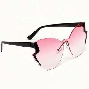 Gafas de sol de moda 2019 sin montura, estilo ojo de gato, extragrandes, para mujer, protección UV400, forma de mariposa. - Product Image 4