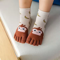 Haute qualité personnalisé mode cinq orteils mignon dessin animé animaux enfants enfants course randonnée formation danse coton équipage cheville chaussettes