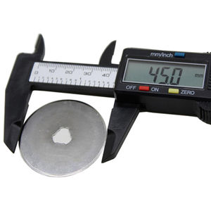 Juego de cortadores de rodillos de 45mm, papel tapiz de tela de cuero, cortador redondo, cortador de Rueda de corte de encimera de retales, <span class=keywords><strong>cuchillo</strong></span> redondo - Product Image 2