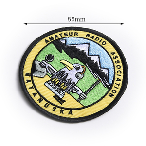 Tela Bordada Amarilla con Logotipo Personalizado al por Mayor de Fábrica - Product Image 3