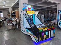 Machine de jeu d'arcade à lancer des balles à grande échelle pour enfants, avec requins affamés et fonction d'émission de tickets